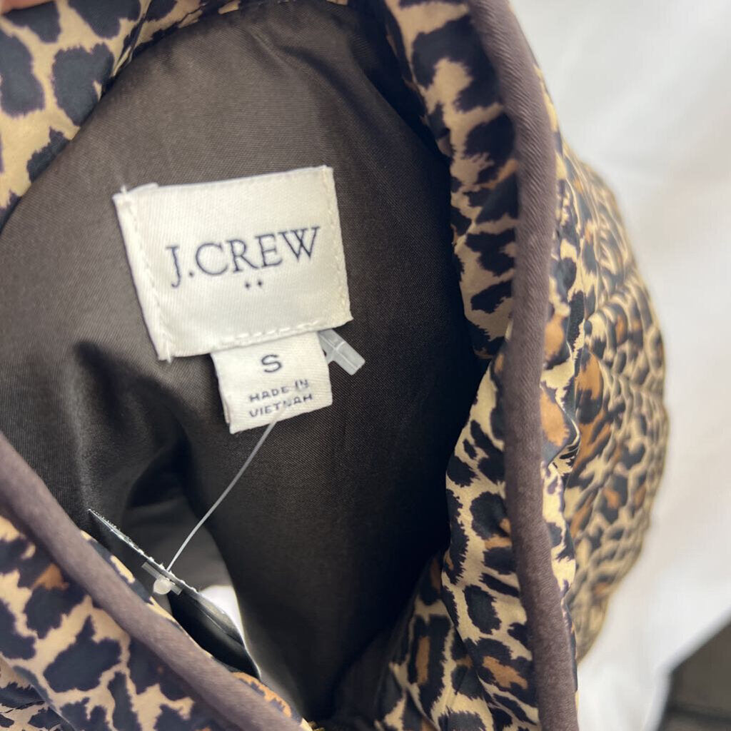 J. Crew Factory Leopard Printed Puffer Vest For Women In A Size Small Style AG538