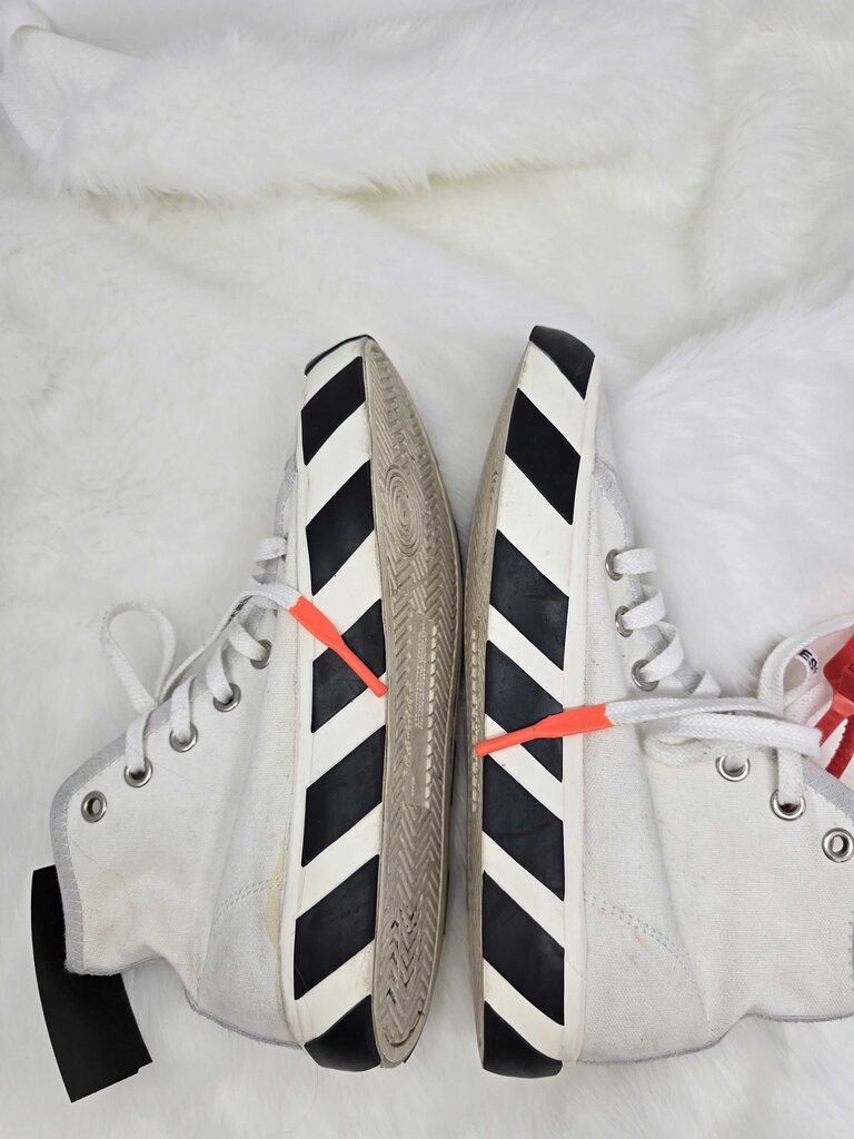 Off-White High Top Tennis Shoes