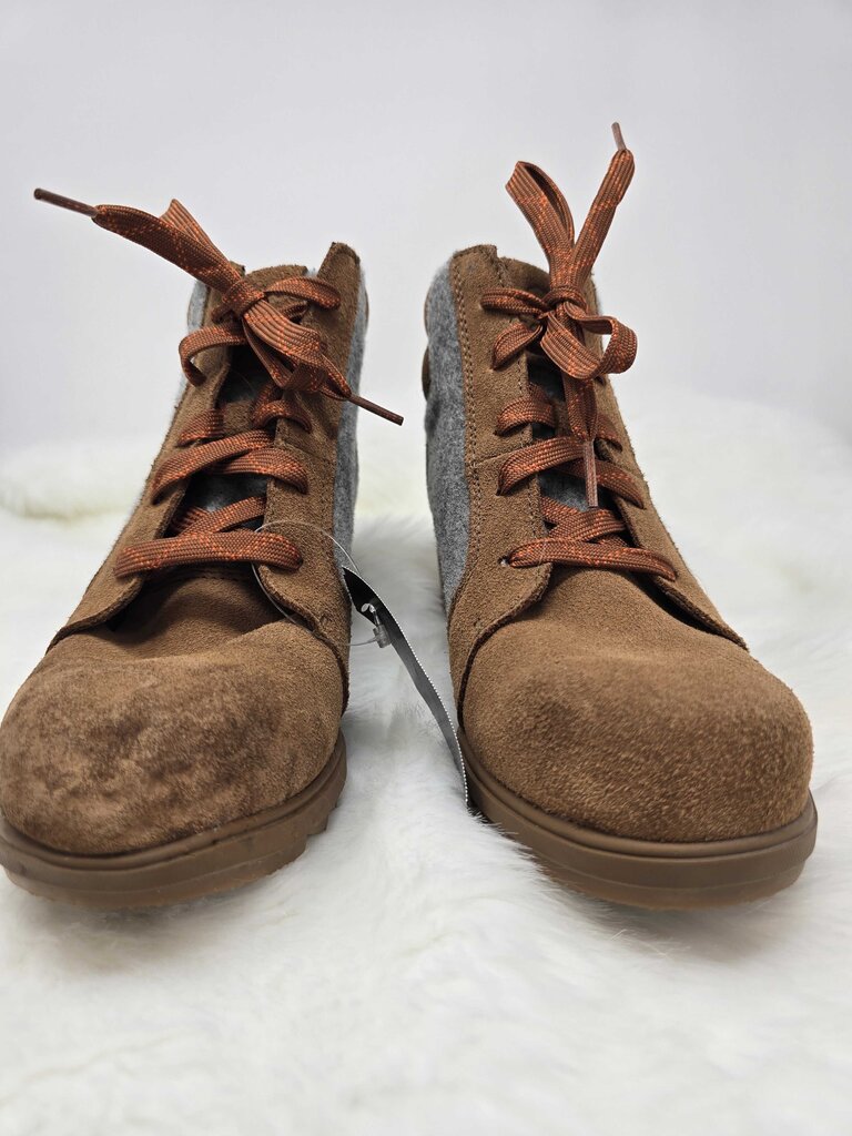 Evie Ankle Lace up wedge bootie