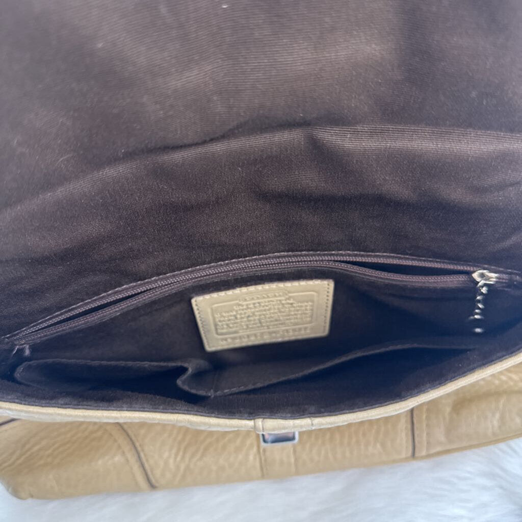 Pebble Shoulder Bag Hamilton