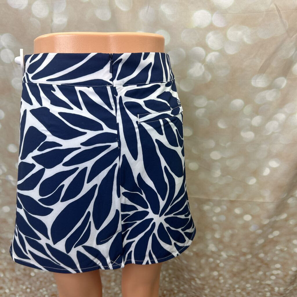 NWT Printed Skort
