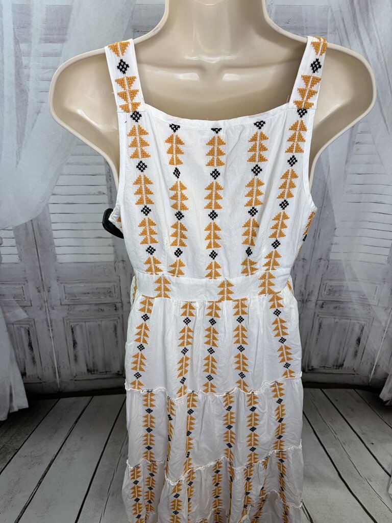 Embroidered ANTHROPOLOGIE ASIS Rip At Bust