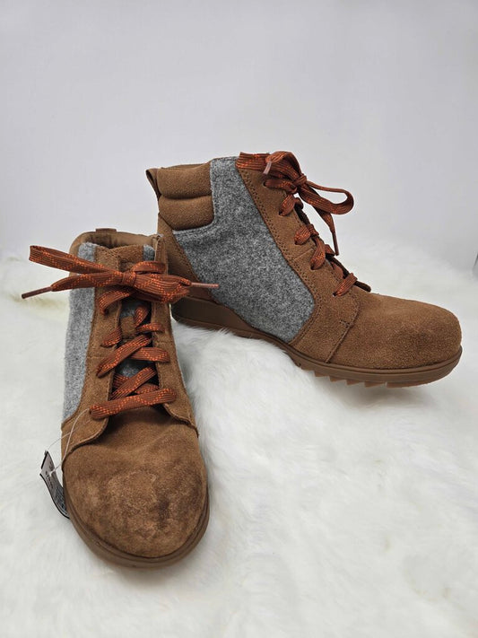 Evie Ankle Lace up wedge bootie