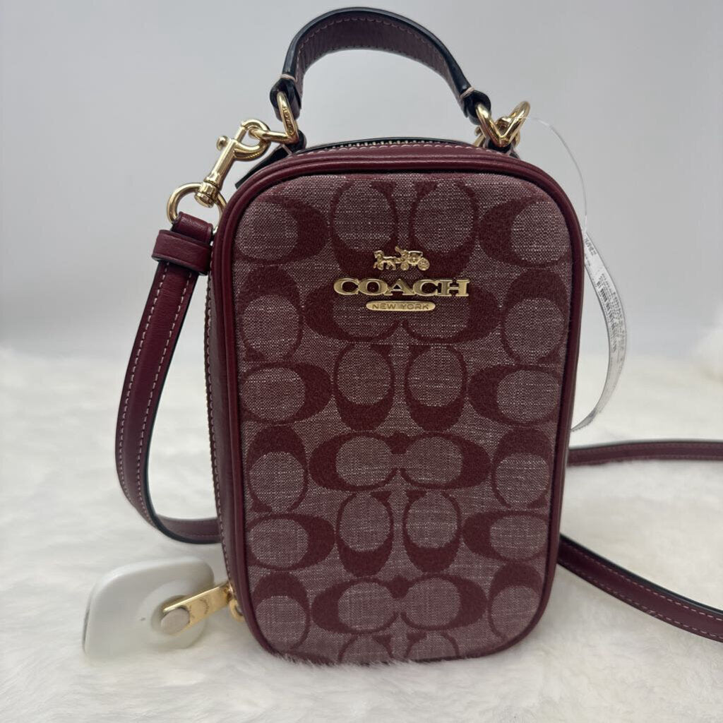 NWT Eva Phone Crossbody