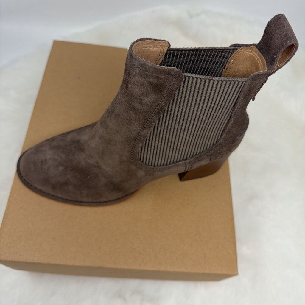UGG Faye Boot