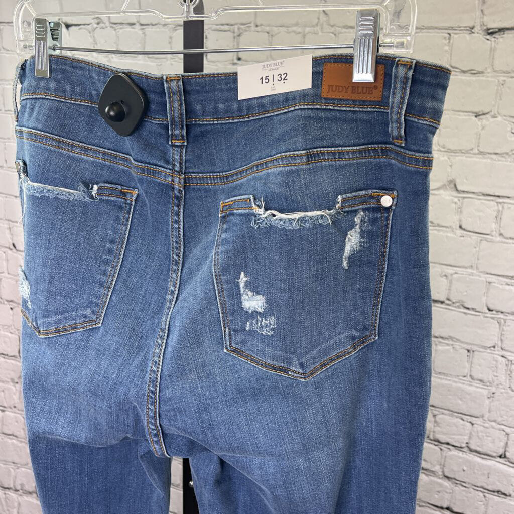 NWT Straight Fit Cuffed Jeans