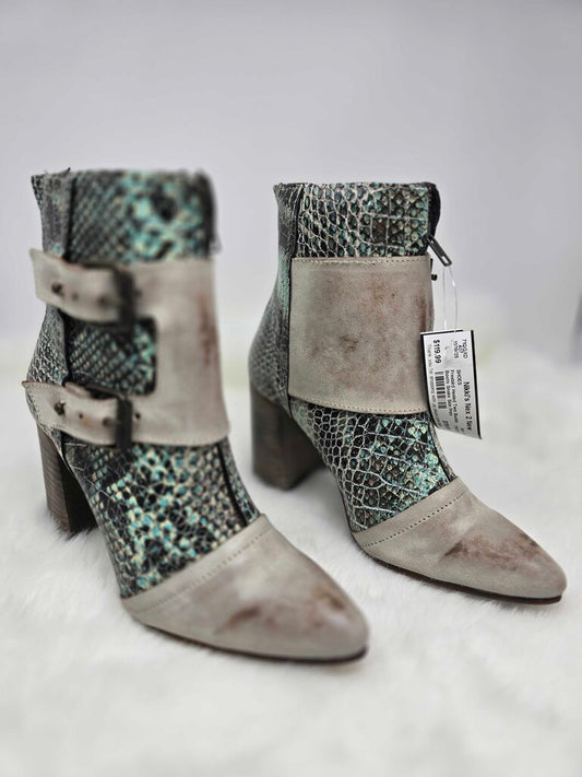 Heeled Two Buckle Boots Snake Skin Print