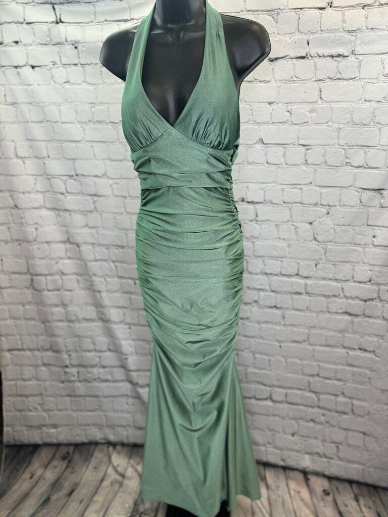 Windsor Fitted Prom Dress