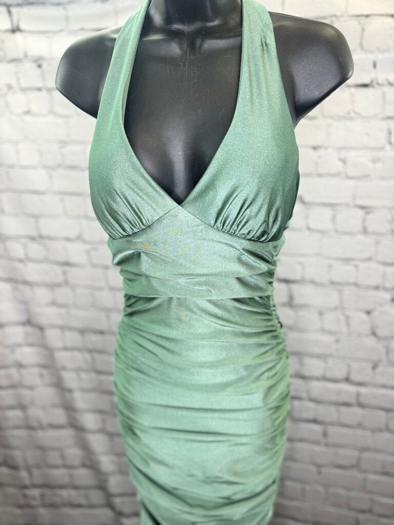 Windsor Fitted Prom Dress