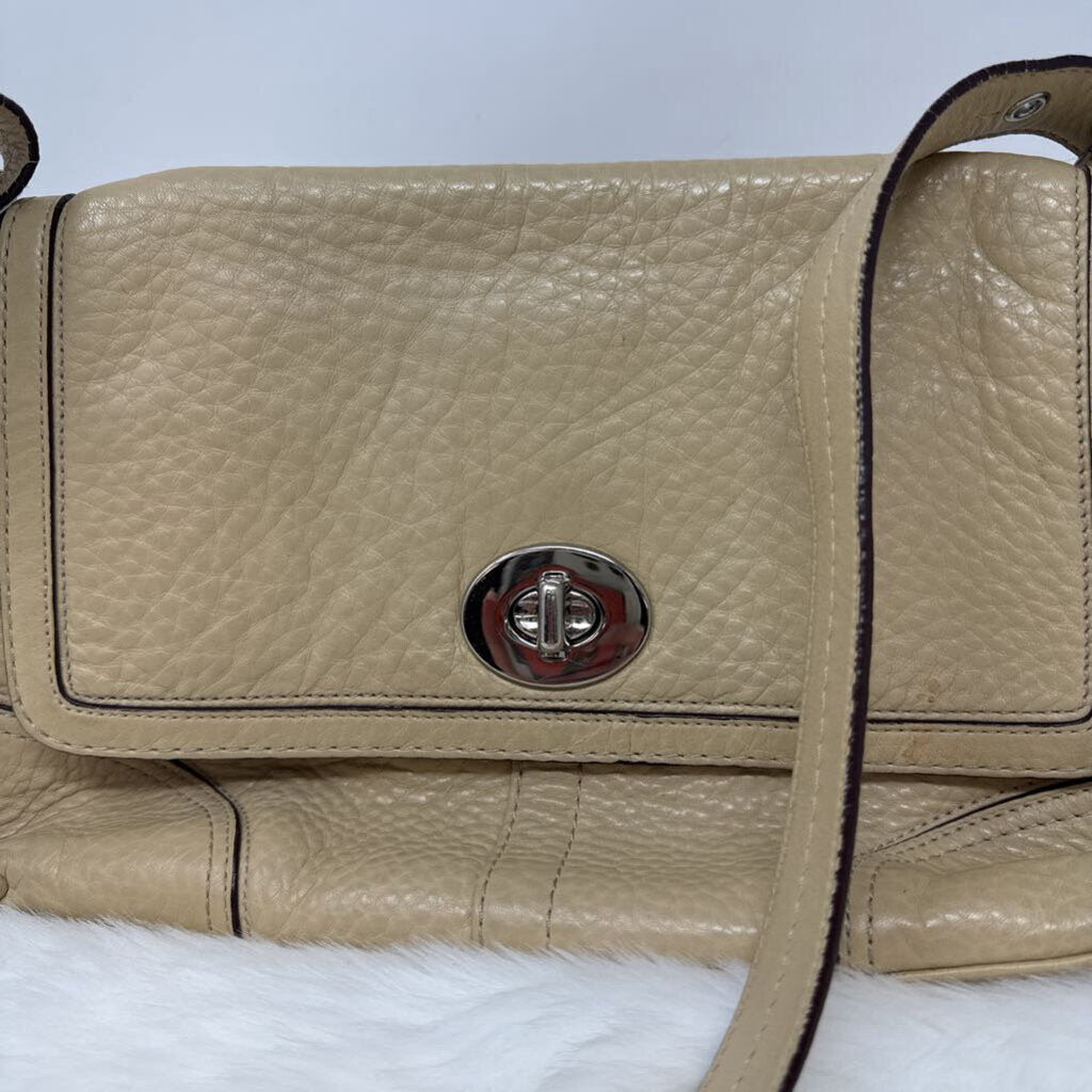 Pebble Shoulder Bag Hamilton