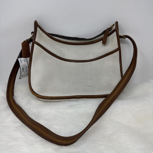 Pebble Shoulder Bag Hamilton