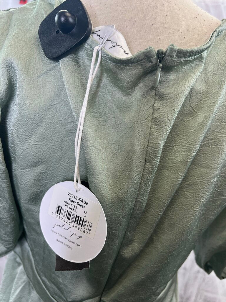 Petal + Pup NWT Piper Dress in Sage Green Women's Size 8 US