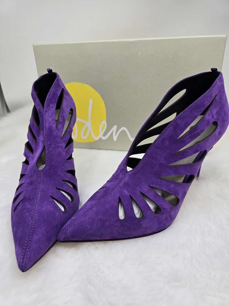 NWOT Hampton Cutout Heels