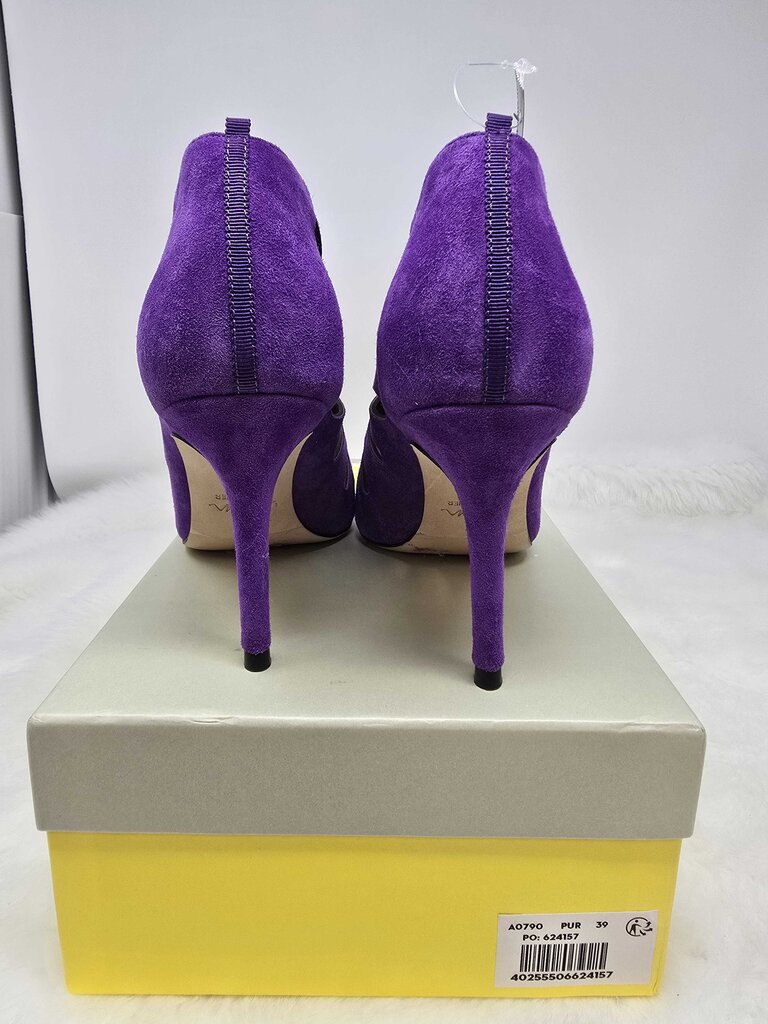 NWOT Hampton Cutout Heels