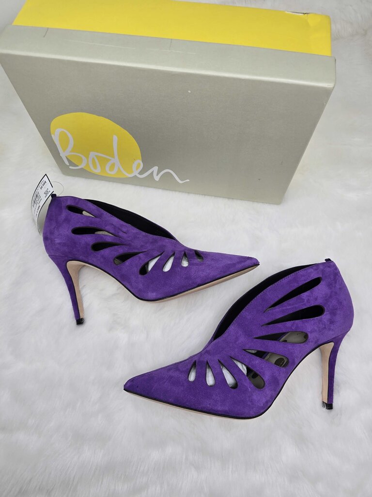 NWOT Hampton Cutout Heels