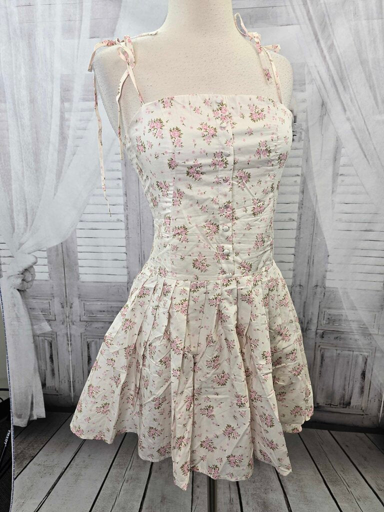 NWT Floral Tie