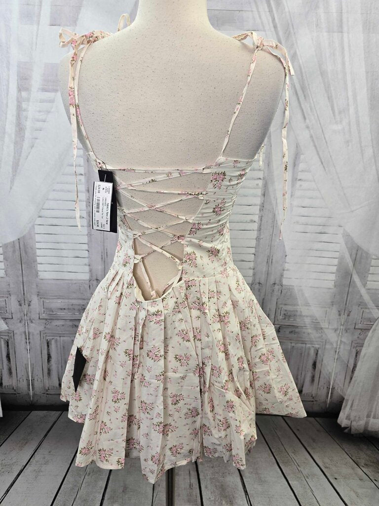 NWT Floral Tie