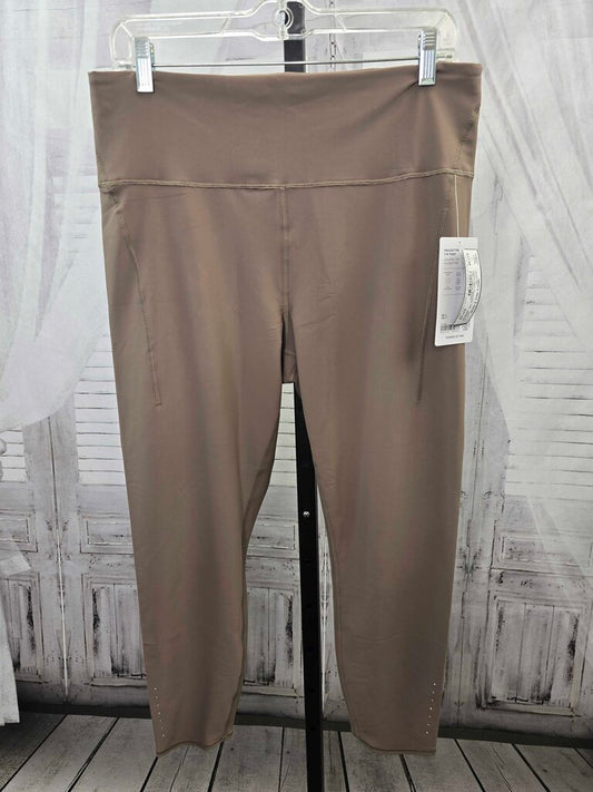 NWT Pacesetter 7/8 Tight Leggings