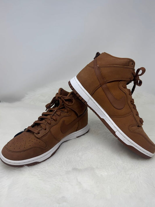 Dunk High Sneakers