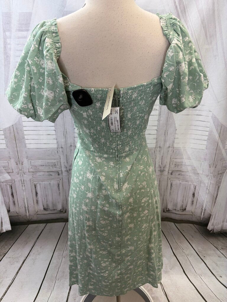 NWT Floral
