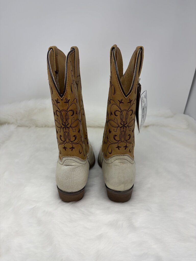 NWT Cowboy Boots