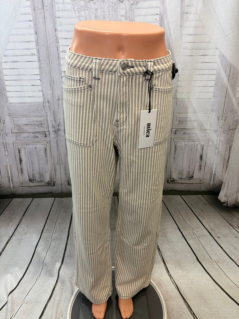 NWT Striped Super High Straight Leg Jeans