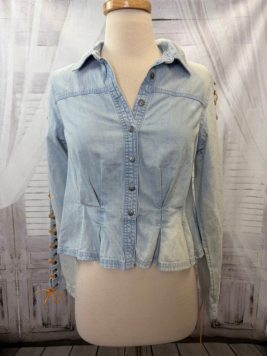 NWT Jean Button Lace Up Sleeve
