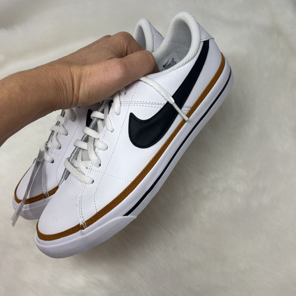 Court Legacy NWT Sneakers
