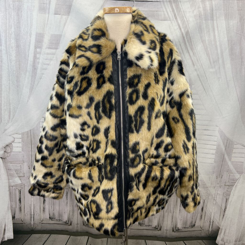 Express NWT Zip Up Leopard Faux Fur Jacket Oversized Women's Size XS/S
