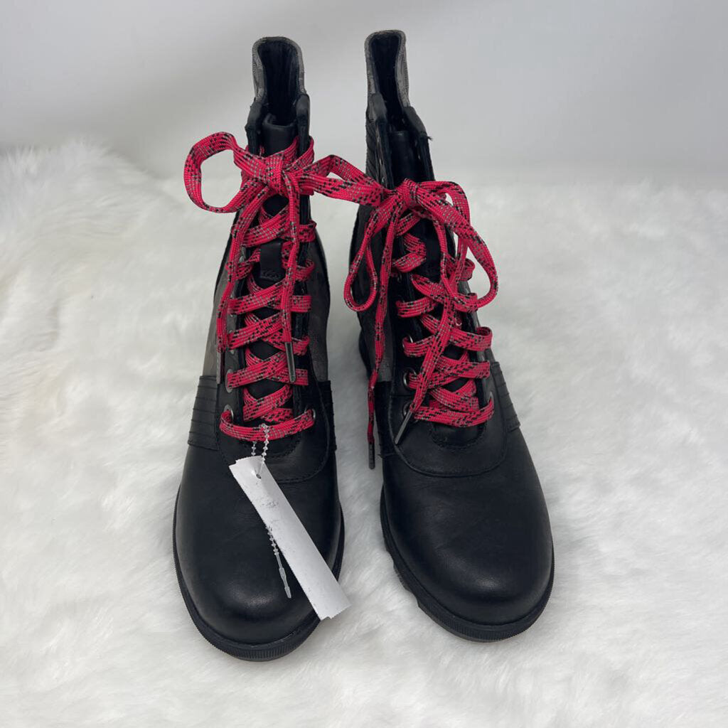 SOREL Joan of Arctic Wedge Camo Booties Women's Size 8.5