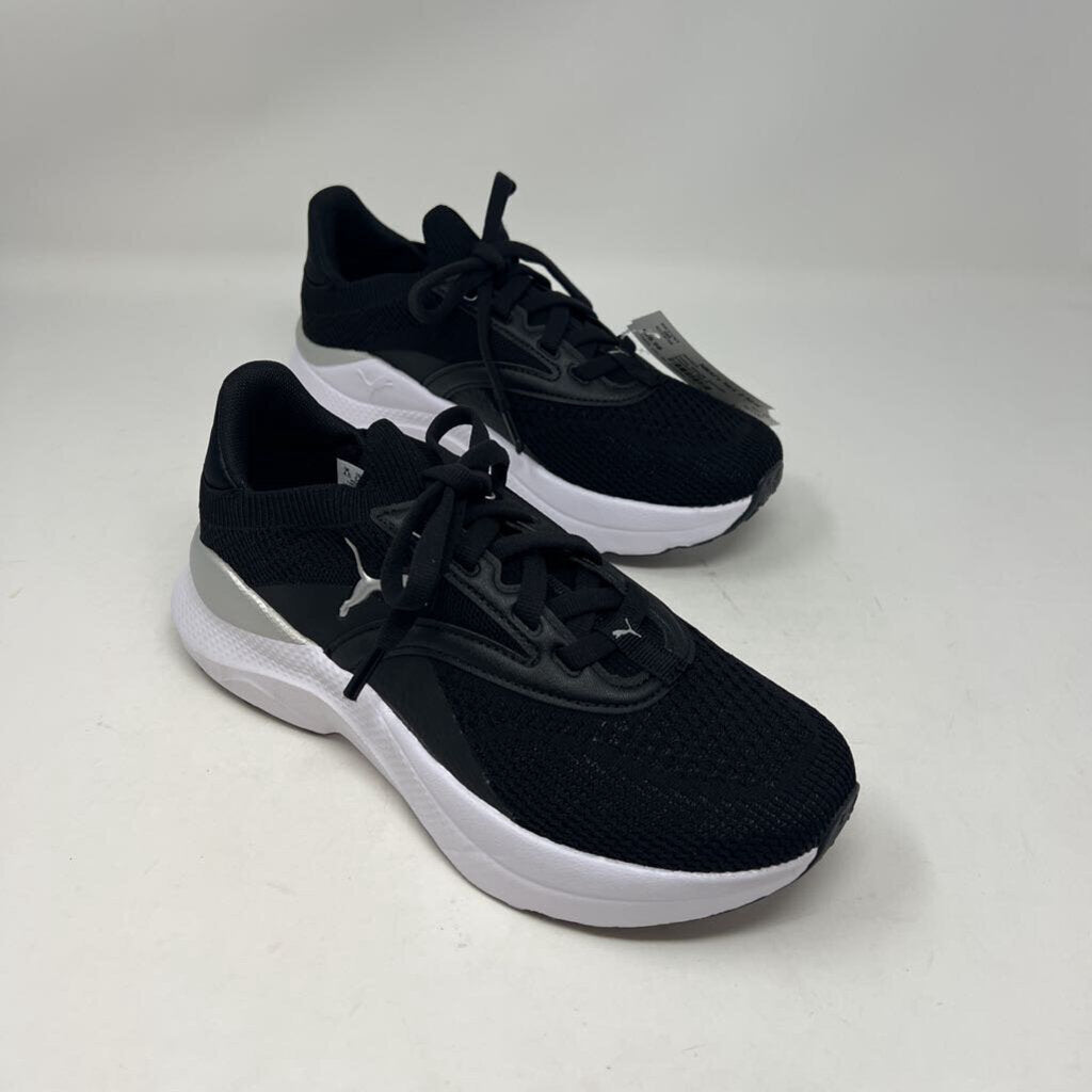 NWOB Softride Sneakers