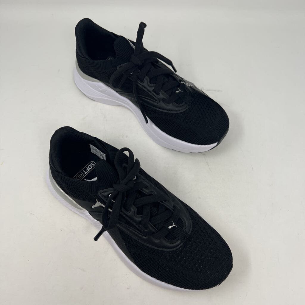 NWOB Softride Sneakers